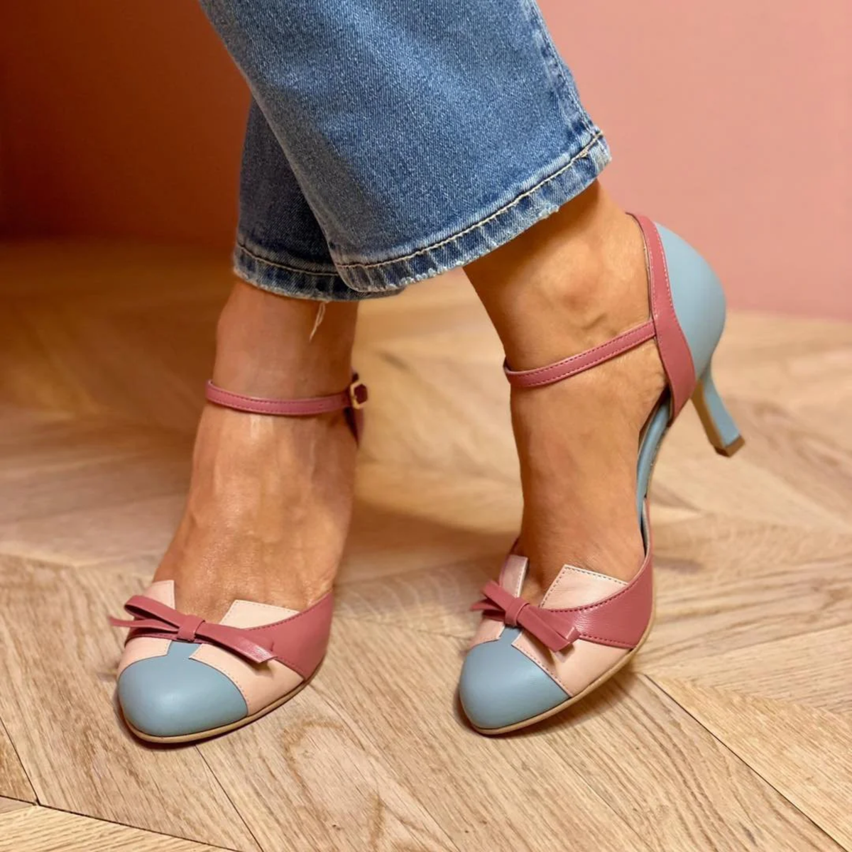 Escarpins Femme Vintage Orthopédiques Bride Réglable et Talon Stable