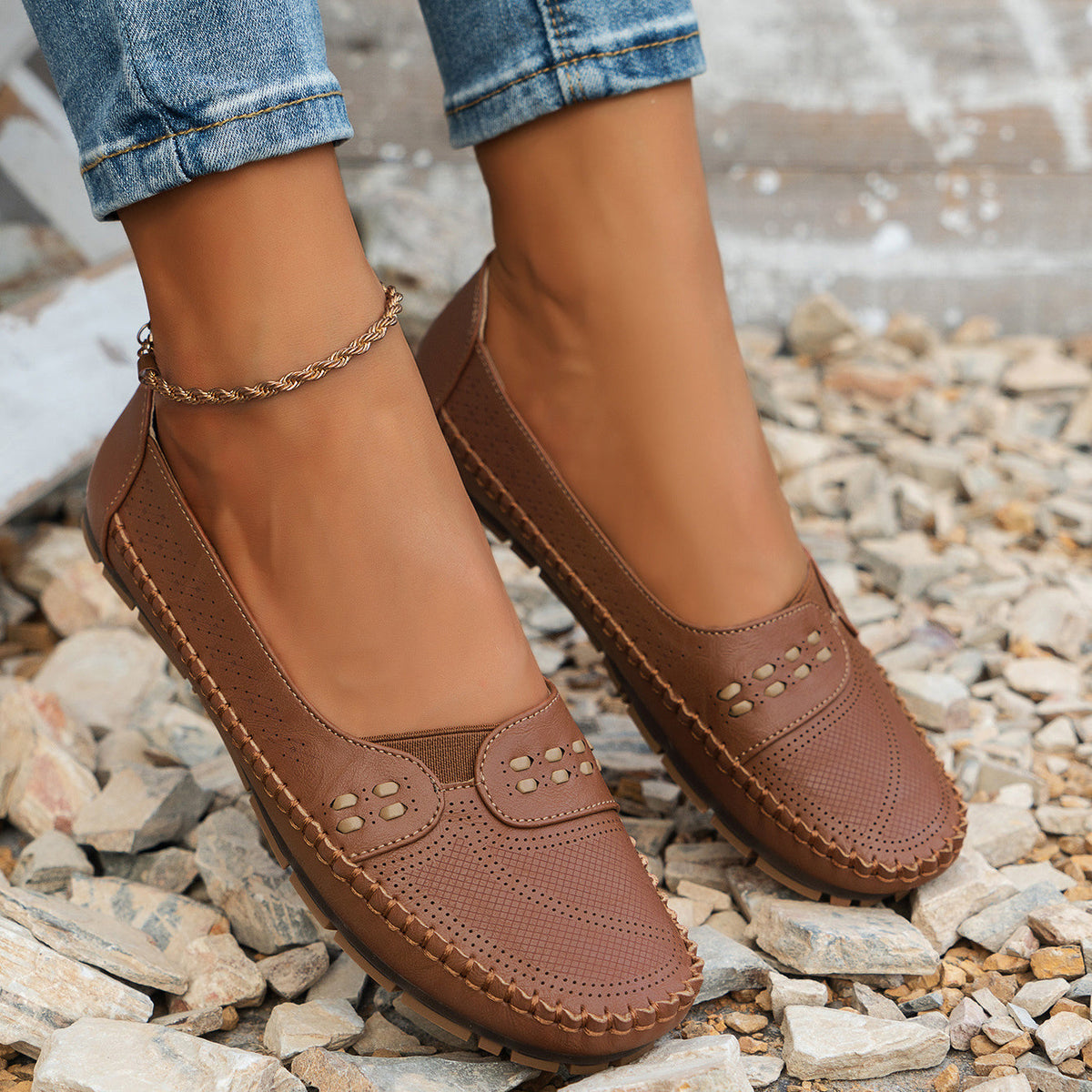 Avelin Lyon | Mocassins femme à découpes ajourées