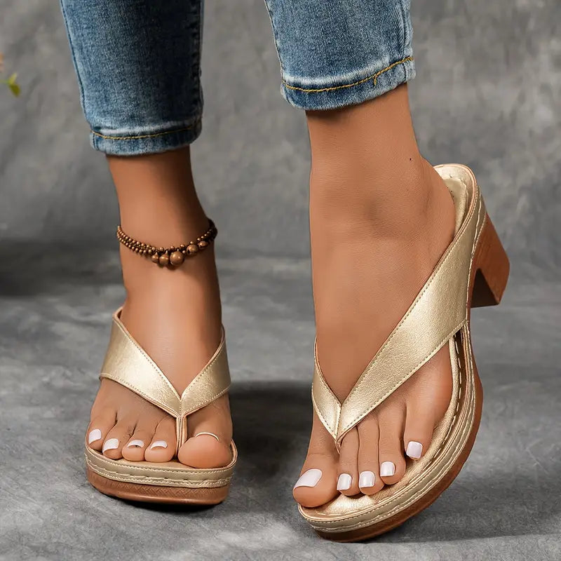 Sandales femme à talon confortable avec semelle ergonomique élégante