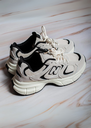 Baskets Blanches Femme – Design Moderne et Confort Respirant