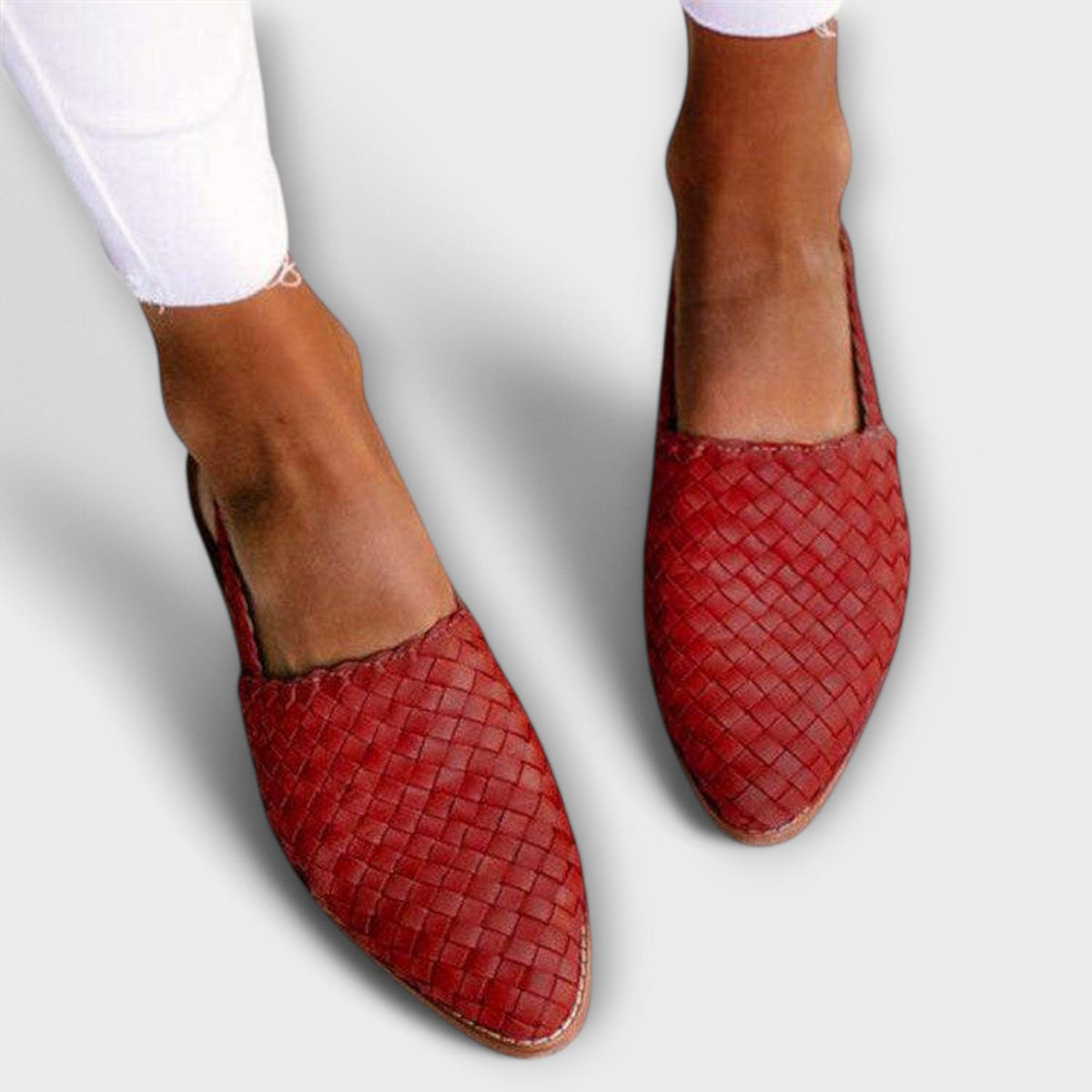 Mocassins femme tressés à talon ouvert et bout pointu