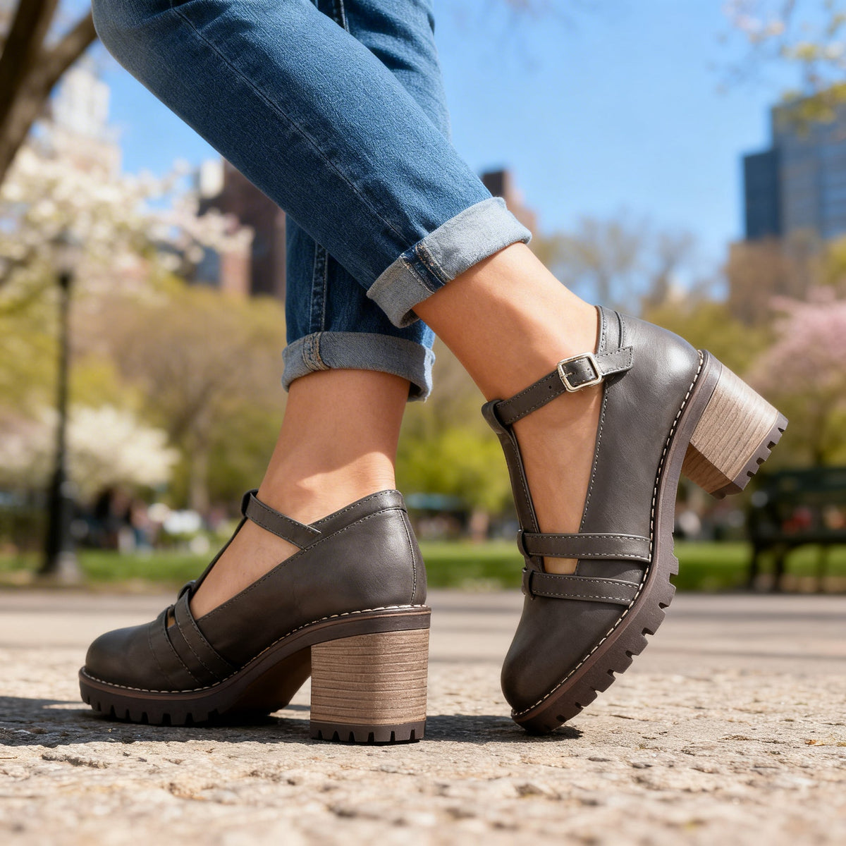 Avelin Lyon | Mocassins femme à bride de cheville