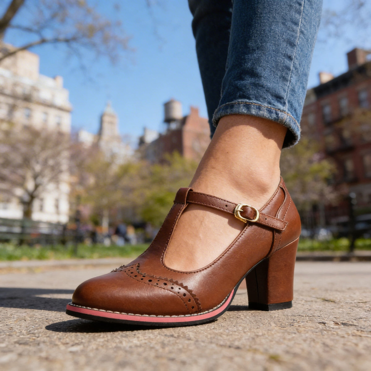 Avelin Lyon | Chaussures Mary Jane femme à boucle réglable