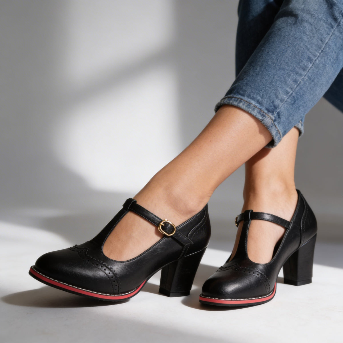 Avelin Lyon | Chaussures Mary Jane femme à boucle réglable