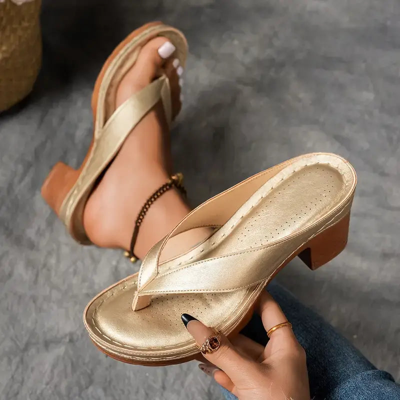 Sandales femme à talon confortable avec semelle ergonomique élégante