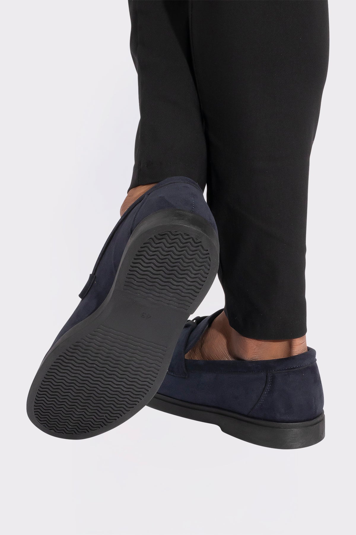 THE RAVELLO ESSENTIAL LOAFER